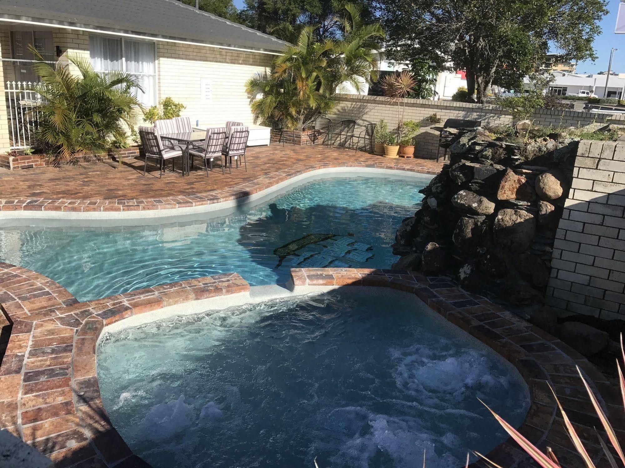 Cooks Endeavour Motor Inn Tweed Heads Eksteriør billede